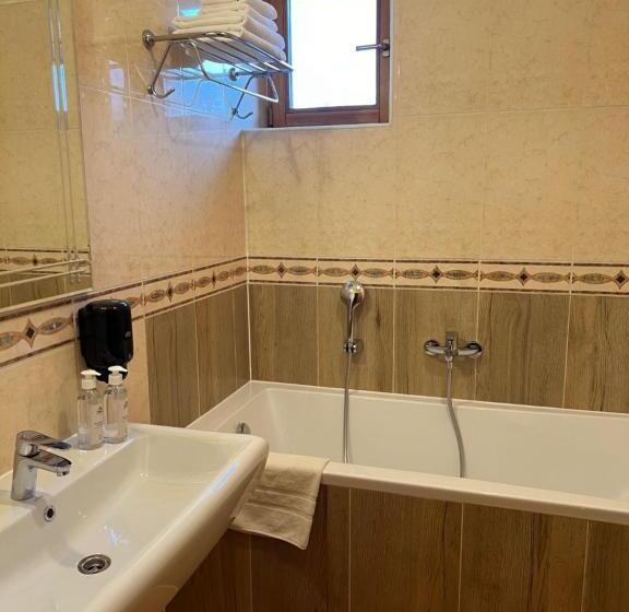 Номер Стандарт Трехместный, Euforia