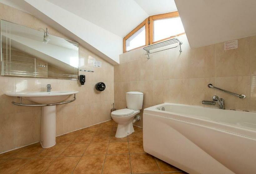 Семейный Номер, Euforia