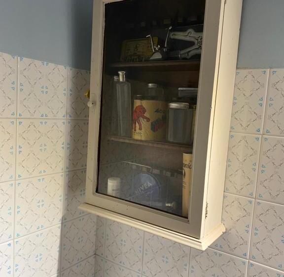 חדר סטנדרט חדר אמבטיה משותף, Hostal Casiano Camarasa