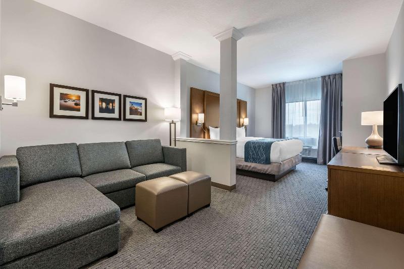 Люкс Кровать Кинг, Comfort Suites Stuarthutchinson Island