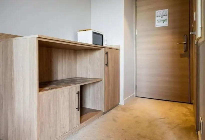 اتاق راحتی, Le Bastia