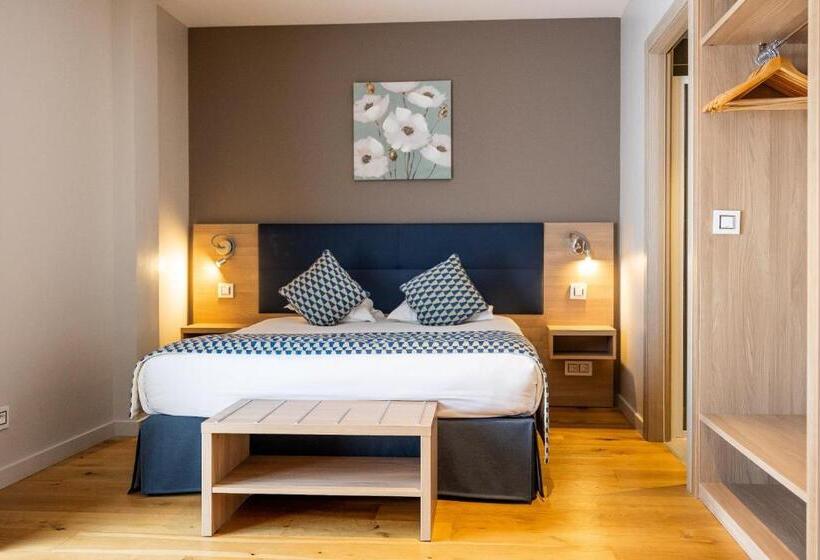 スーペリアールーム, Le Bastia