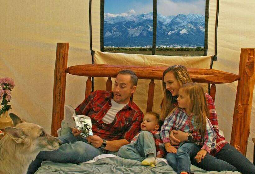 Deluxe Tent, Rustic Rook Resort Great Sand Dunes