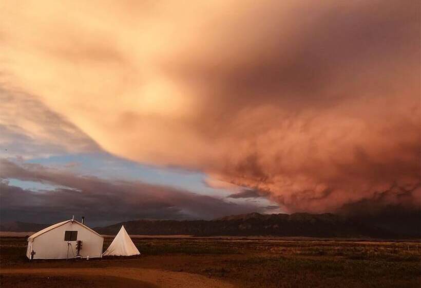 Deluxe Tent, Rustic Rook Resort Great Sand Dunes