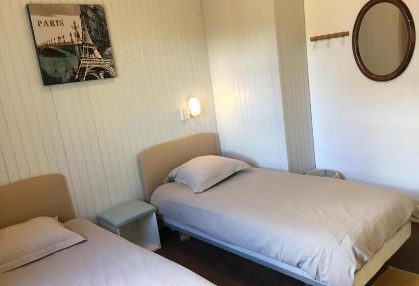 Номер Стандарт, Auberge Riva Bella