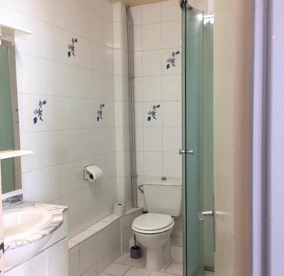 חדר סטנדרט לשלושה, Auberge Riva Bella