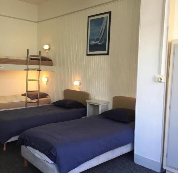 חדר סטנדרט לארבעה, Auberge Riva Bella