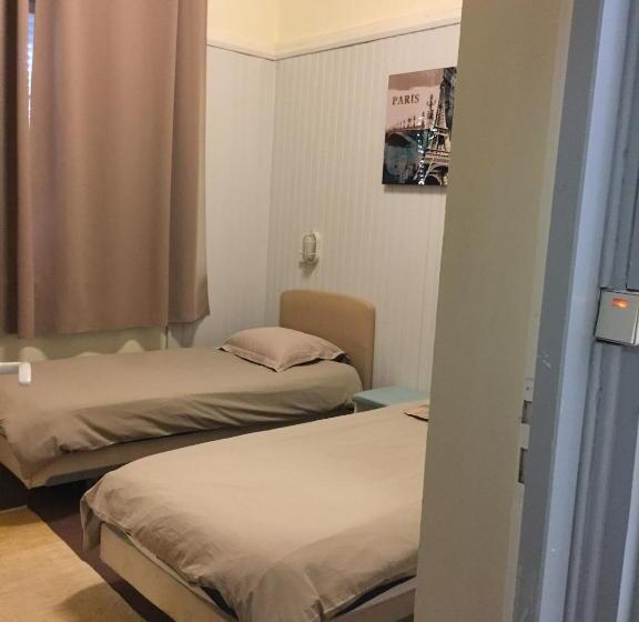 חדר בסיסי, Auberge Riva Bella