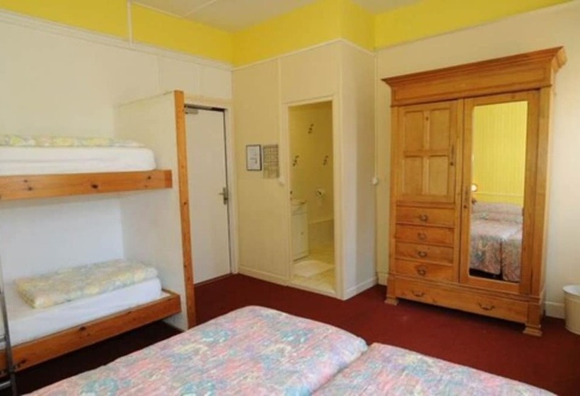 חדר סטנדרט לארבעה, Auberge Riva Bella