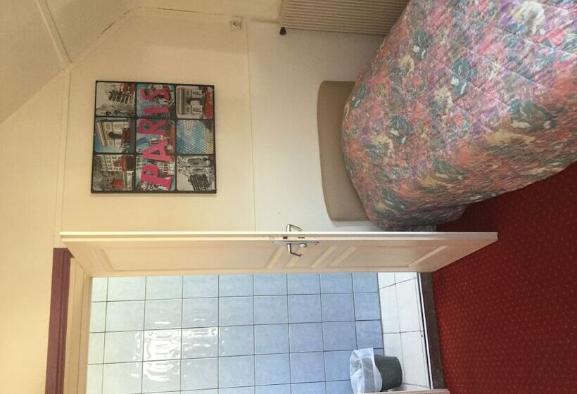 מיטה בחדר משותף, Auberge Riva Bella