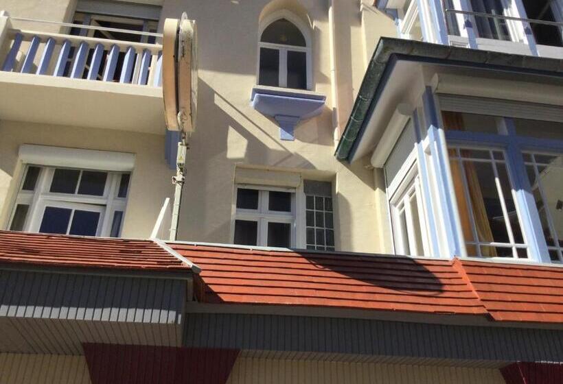 חדר סטנדרט לארבעה, Auberge Riva Bella