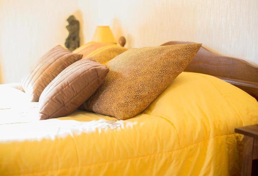 חדר סטנדרט נוף להרים, Le Bonheur Dans Le Pre