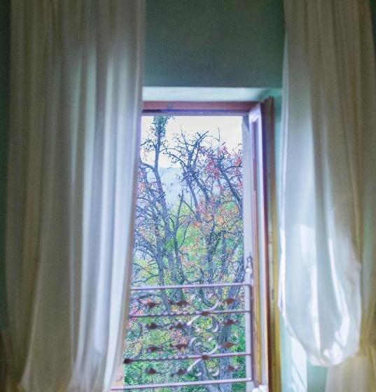 חדר סופריור, Le Bonheur Dans Le Pre