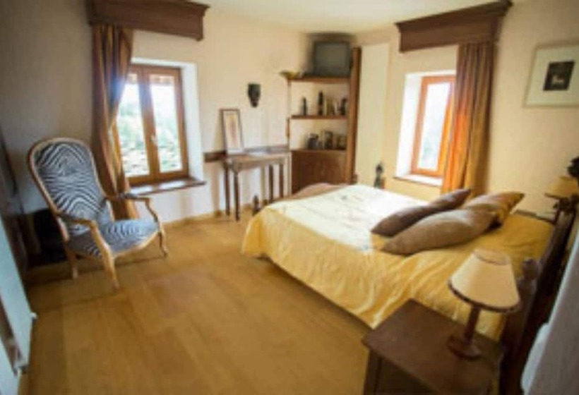 חדר סופריור, Le Bonheur Dans Le Pre