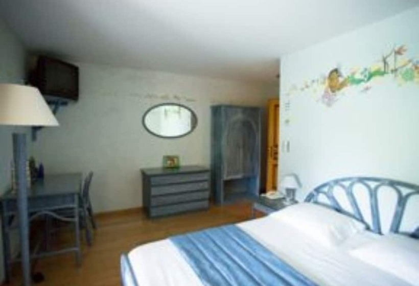 חדר סופריור, Le Bonheur Dans Le Pre