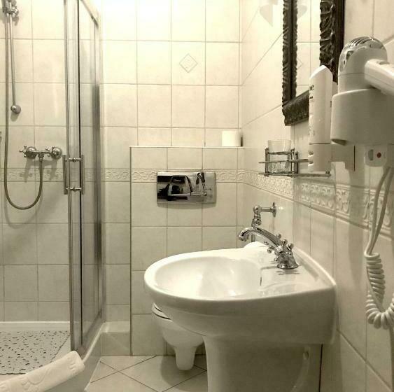 豪华单人间, Willa Wiluszówka