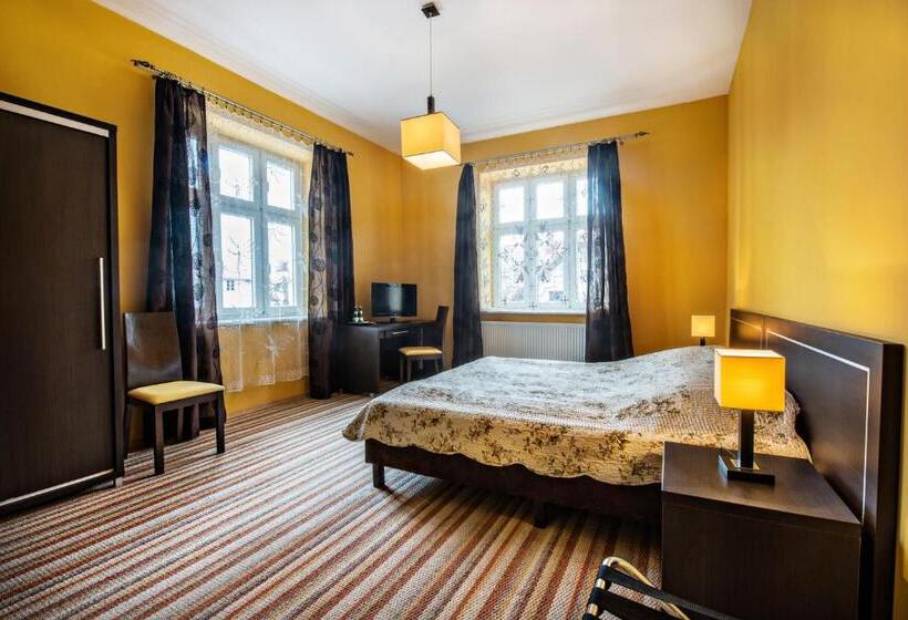 标准间, Willa Wiluszówka