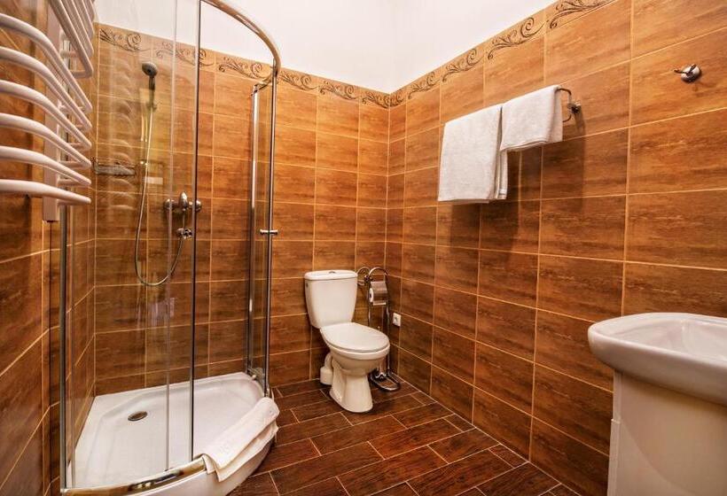 标准间, Willa Wiluszówka