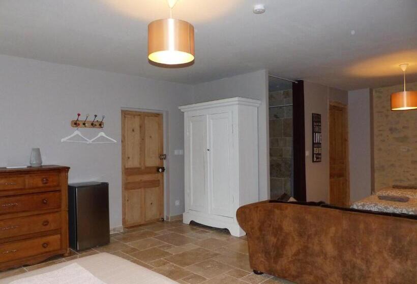 חדר משפחתי, La Fontaine De Rocoule