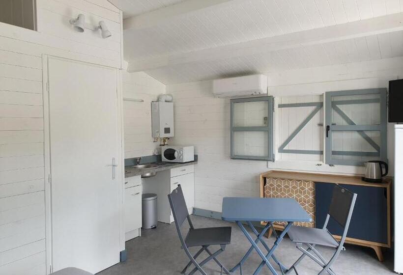 בקתת חדר, La Fontaine De Rocoule