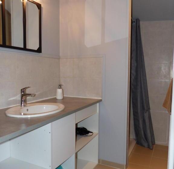 חדר דלוקס, La Fontaine De Rocoule