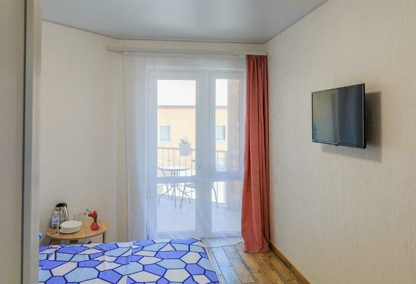 اتاق استاندارد با چشمانداز استخر, Villa Shell