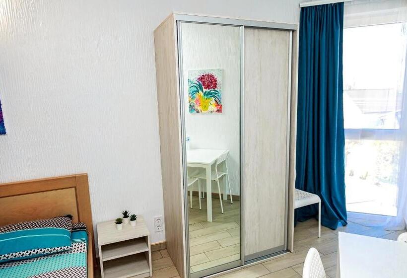 اتاق استاندارد چهار تخته, Villa Shell