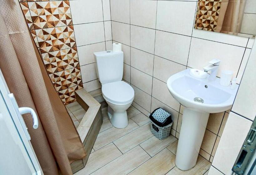 اتاق استاندارد با چشم‌انداز استخر, Villa Shell