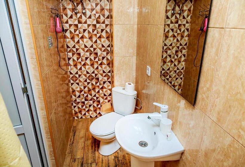 اتاق خانوادگی, Villa Shell