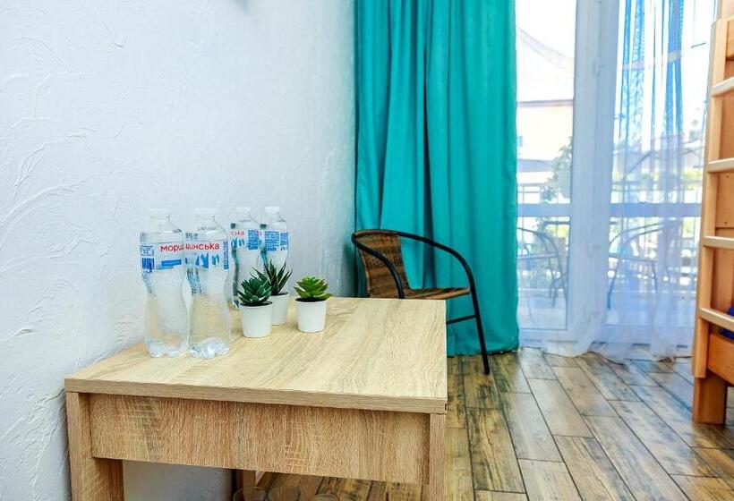 اتاق خانوادگی, Villa Shell