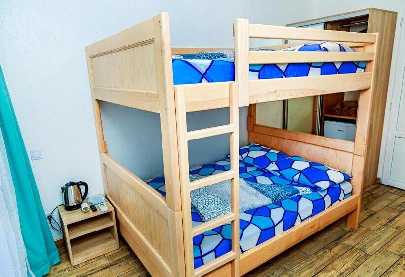 اتاق خانوادگی, Villa Shell