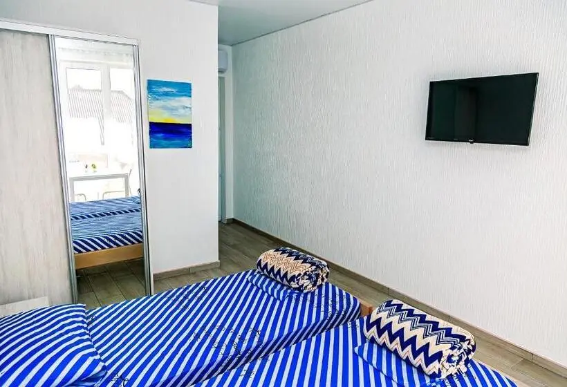 Standardrum Poolutsikt, Villa Shell