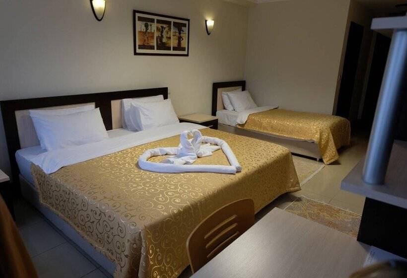 スタンダードトリプルルーム, Grand Kirşehir Otel