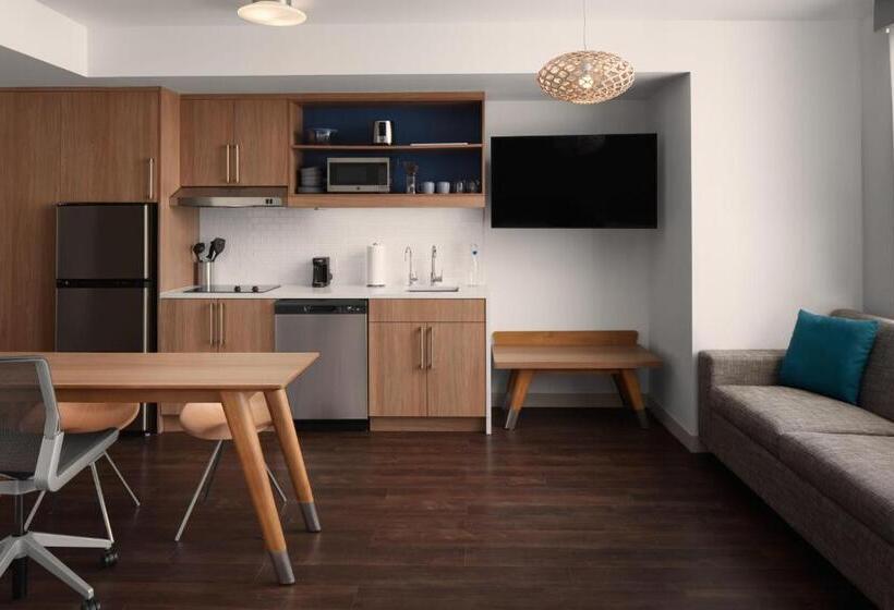 استودیوی استاندارد با تخت دو نفره بزرگ, Element Asheville Downtown