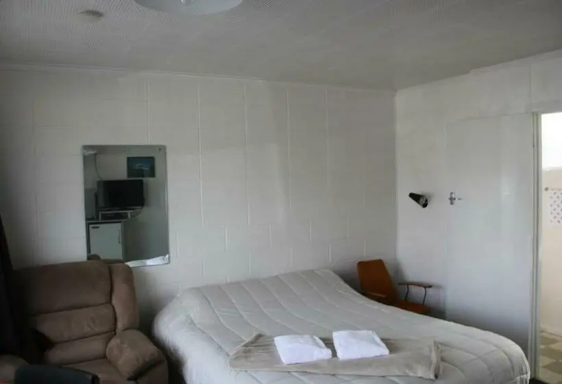 スタンダードスタジオ, Taihape Motels