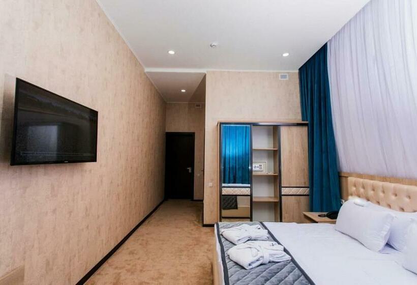 اتاق استاندارد, Gabrielle International