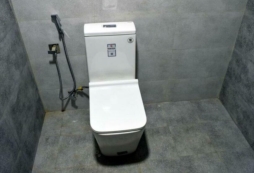 חדר דלוקס, Monarch Residence