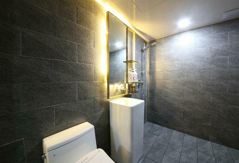 Номер Стандарт, Suncheon Hound Hotel Suncheon Station Branch