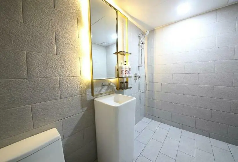 デラックスルーム, Suncheon Hound Hotel Suncheon Station Branch