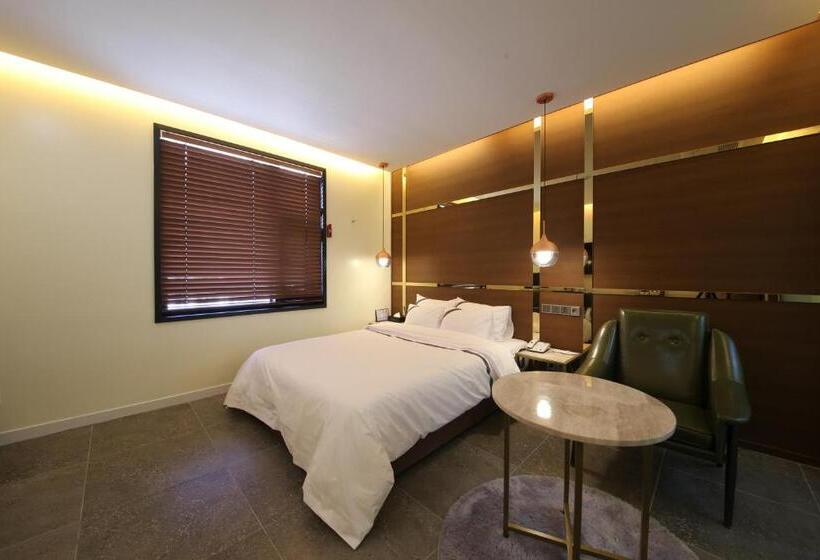 Номер Deluxe, Suncheon Hound Hotel Suncheon Station Branch
