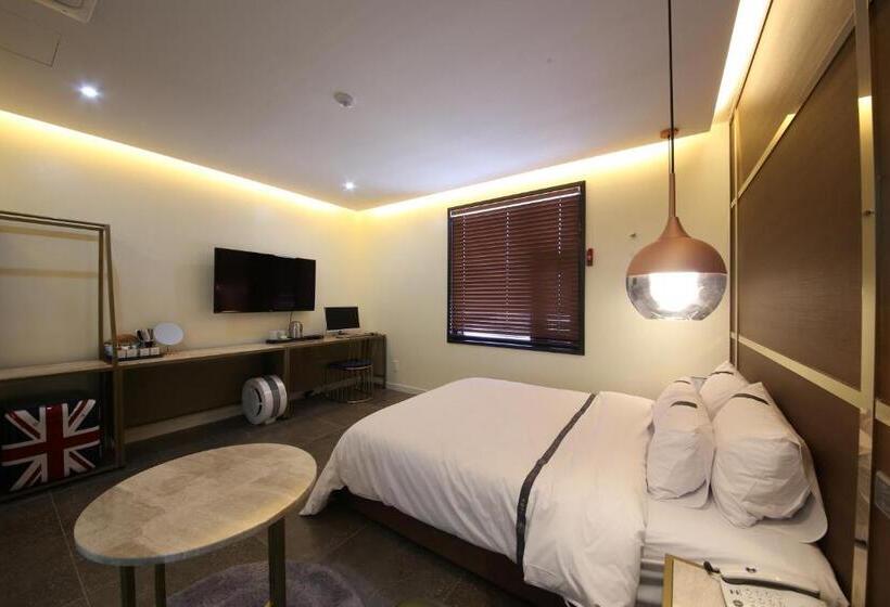 Номер Deluxe, Suncheon Hound Hotel Suncheon Station Branch