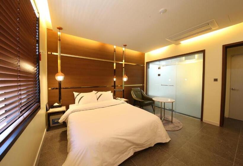 Номер Deluxe, Suncheon Hound Hotel Suncheon Station Branch