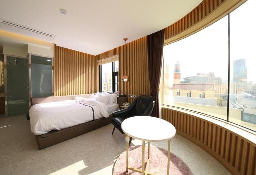 Люкс Вид на Реку, Suncheon Hound Hotel Suncheon Station Branch