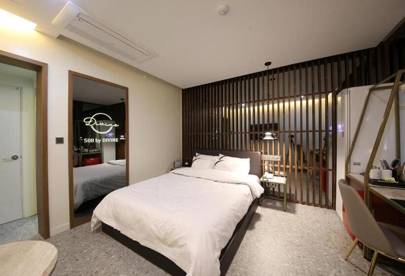 Номер Deluxe, Suncheon Hound Hotel Suncheon Station Branch