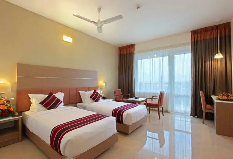 Chambre Deluxe, Tribute Royale