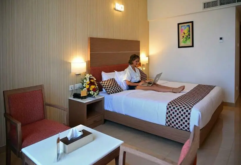 Chambre Standard Lit King Size, Tribute Royale