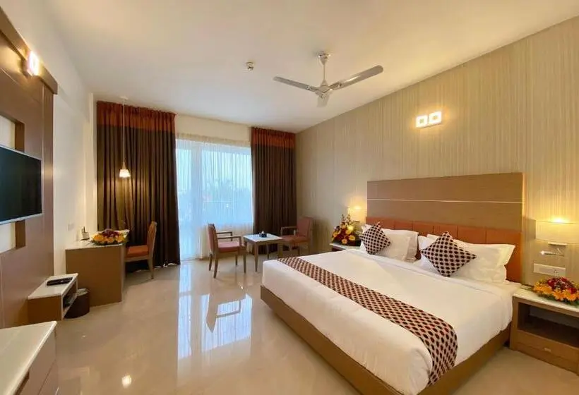 Chambre Deluxe, Tribute Royale