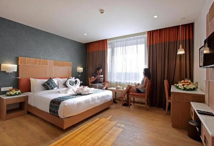 Suite avec Balcon, Tribute Royale