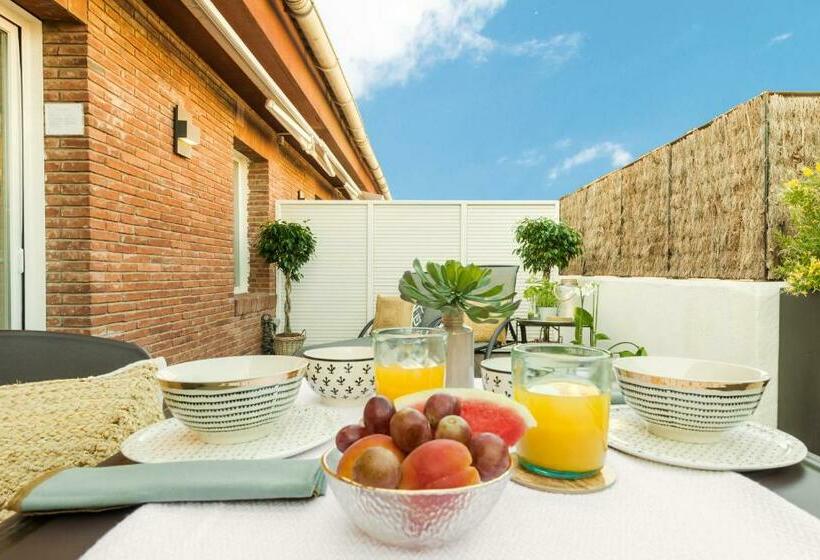 Полулюкс Одноместный с Террасой, Aparthotel Mariano Cubi Barcelona