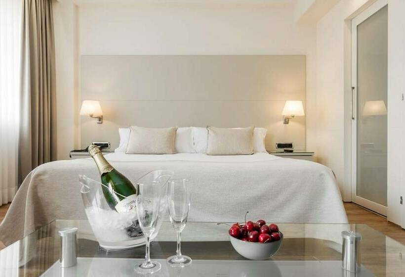 Номер Superior, Aparthotel Mariano Cubi Barcelona